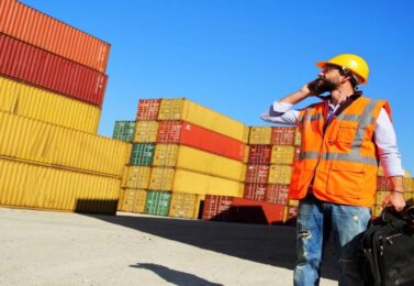 مهم ترین وظایف ترخیص کار گمرک چیست؟